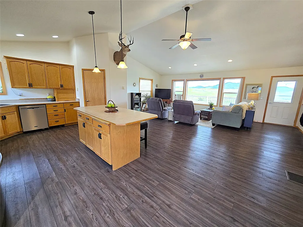 33 Garcon Gulch Road Hot Springs MT 59845