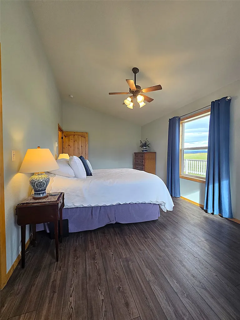33 Garcon Gulch Road Hot Springs MT 59845