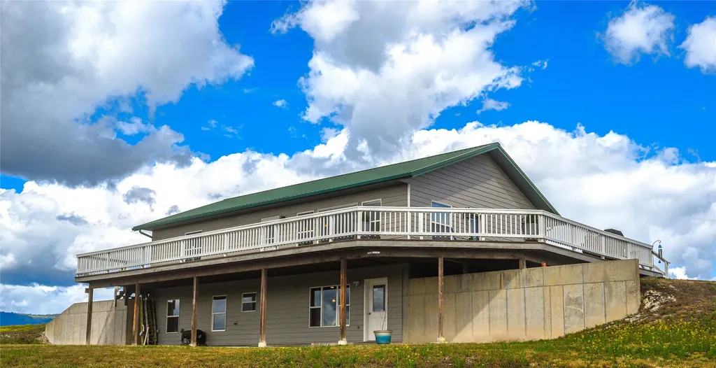 33 Garcon Gulch Road Hot Springs MT 59845