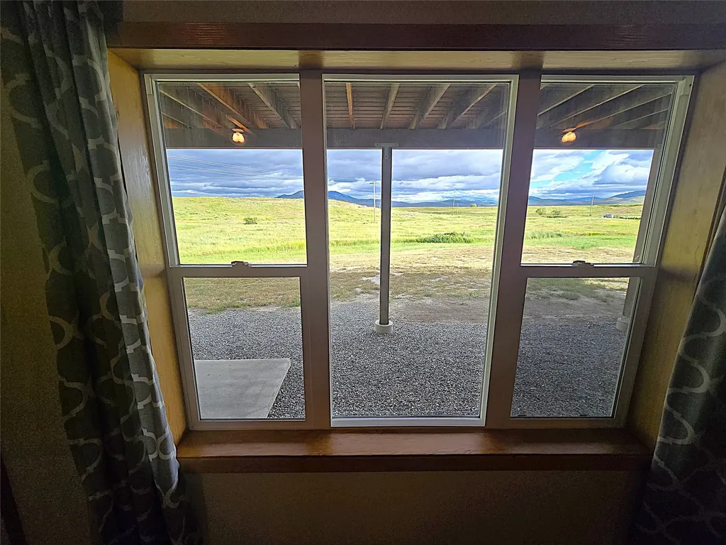 33 Garcon Gulch Road Hot Springs MT 59845