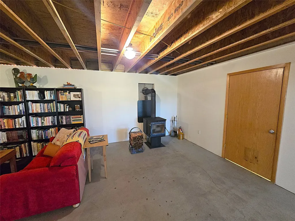 33 Garcon Gulch Road Hot Springs MT 59845