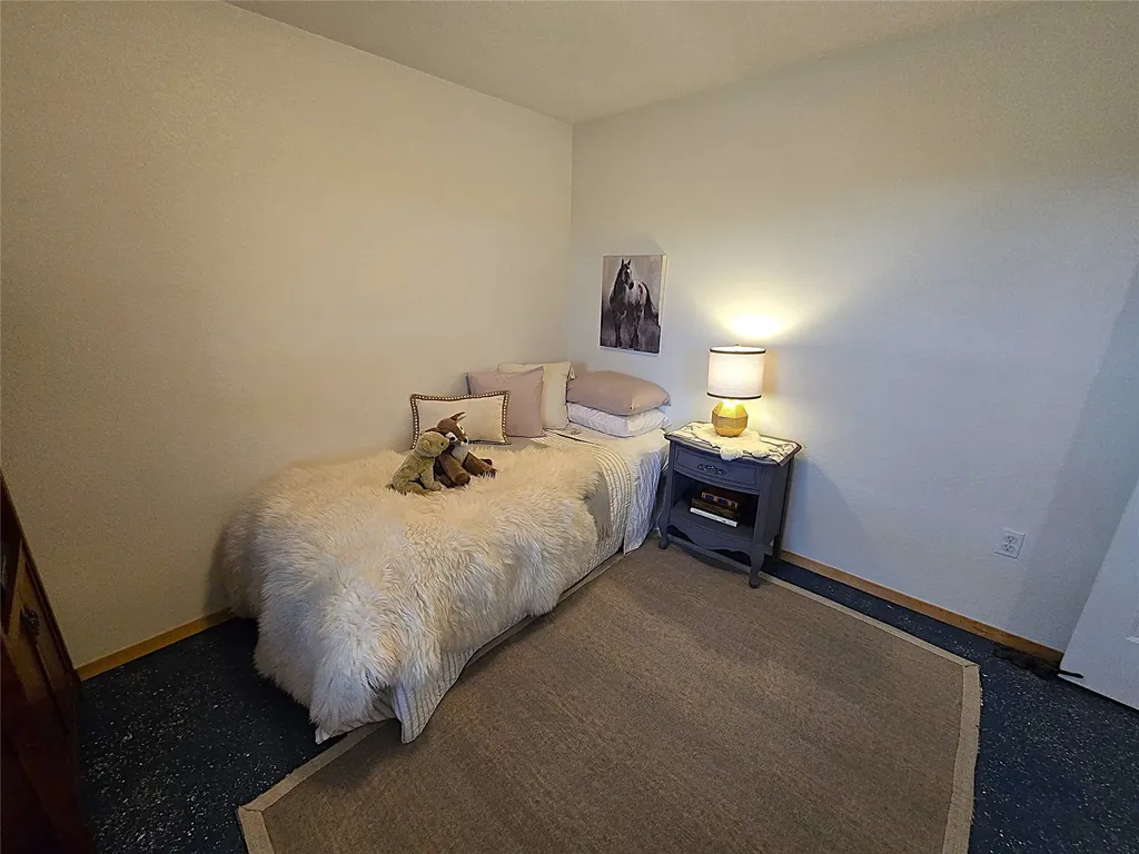 33 Garcon Gulch Road Hot Springs MT 59845