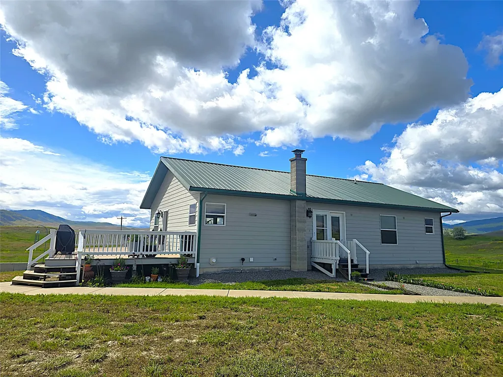 33 Garcon Gulch Road Hot Springs MT 59845