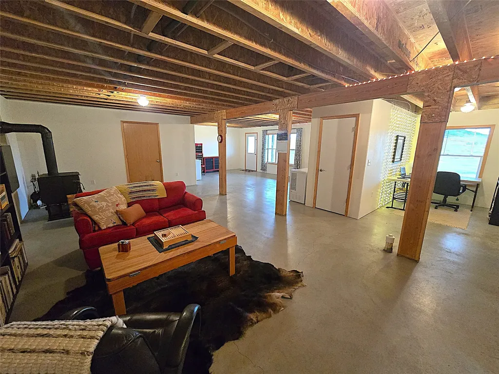 33 Garcon Gulch Road Hot Springs MT 59845