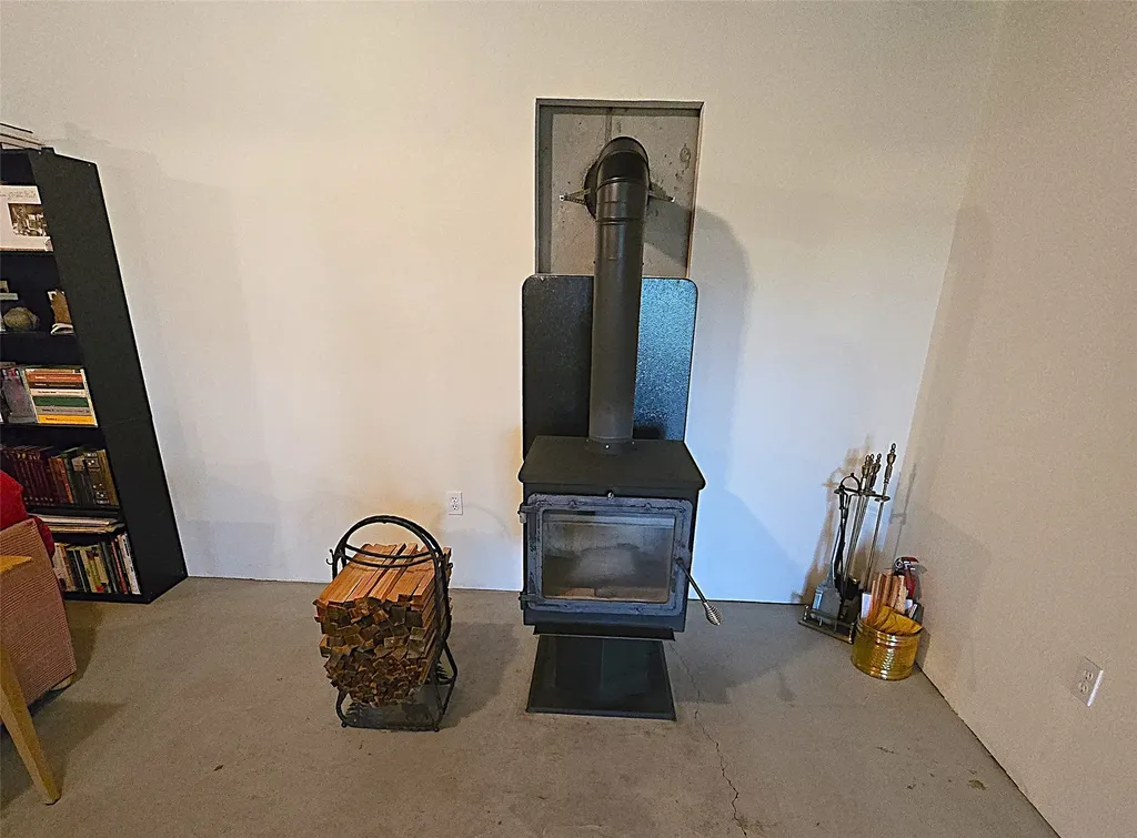 33 Garcon Gulch Road Hot Springs MT 59845