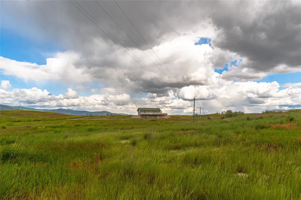 33 Garcon Gulch Road Hot Springs MT 59845