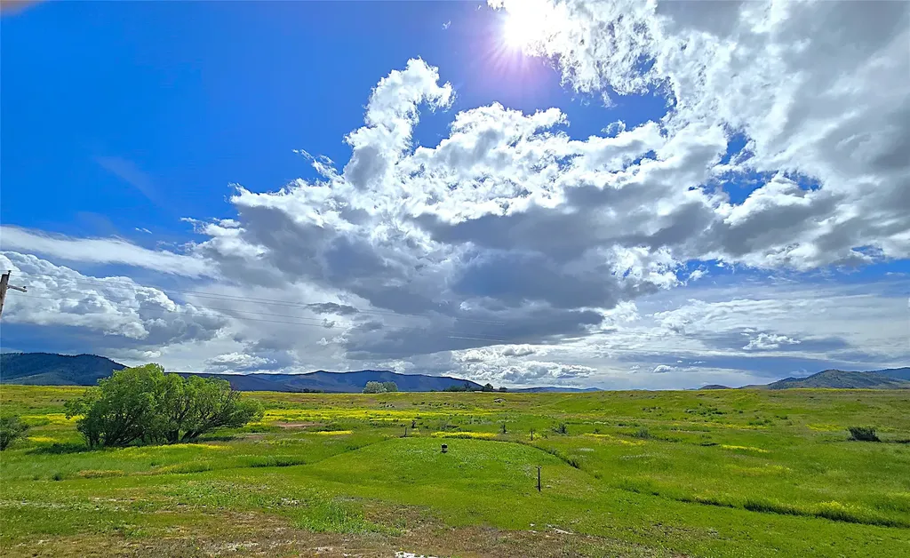 33 Garcon Gulch Road Hot Springs MT 59845