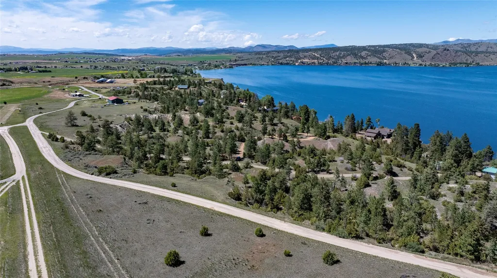5334 Castles Road Helena MT 59602