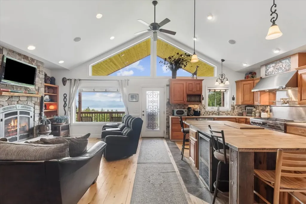 1201 Cramer Creek Road Somers MT 59932