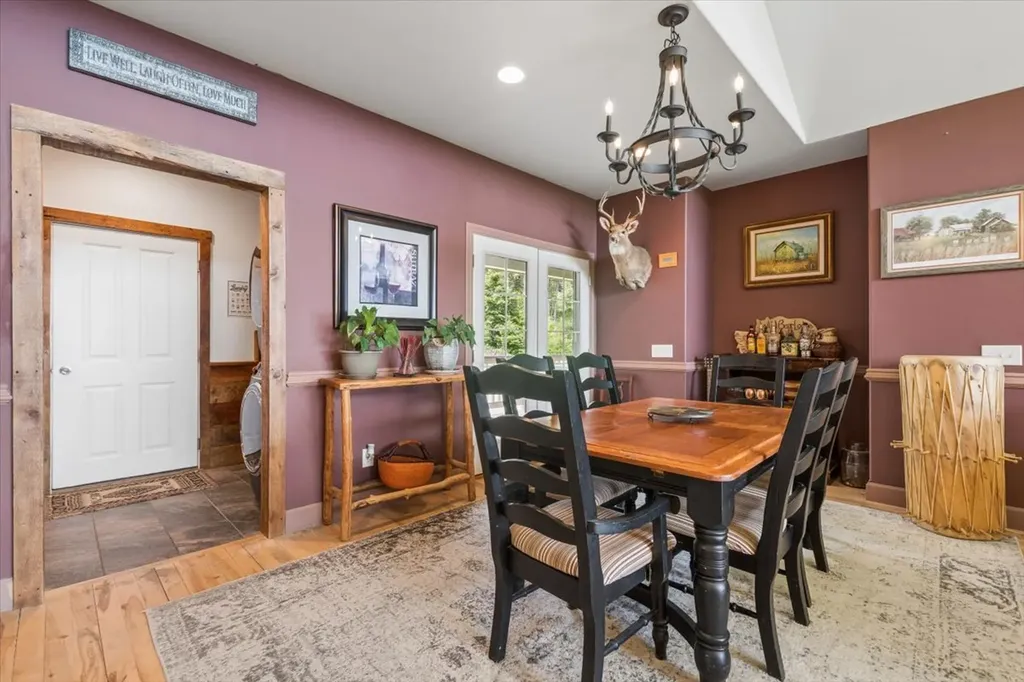 1201 Cramer Creek Road Somers MT 59932