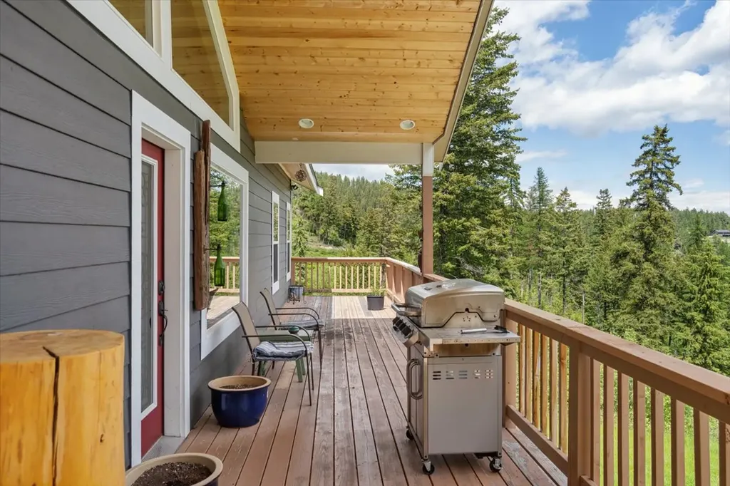 1201 Cramer Creek Road Somers MT 59932