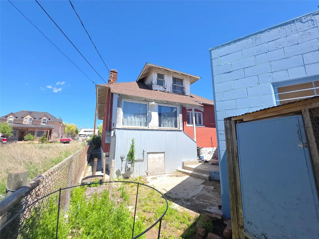 901 Delaware Avenue Butte MT 59701