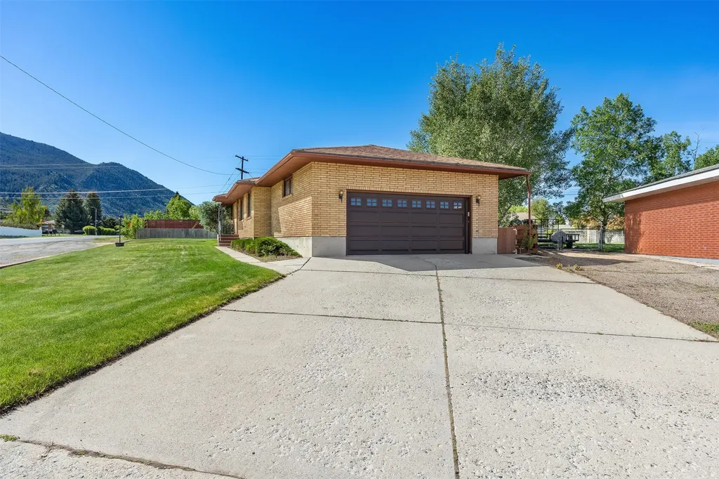 3801 Continental Drive Butte MT 59701