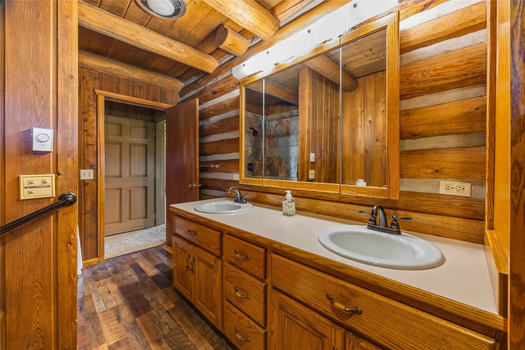 2811 Foxtrotter Trail Victor MT 59875