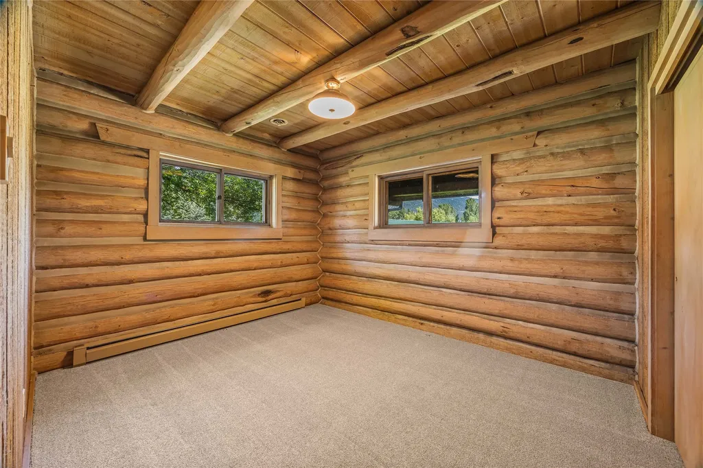 2811 Foxtrotter Trail Victor MT 59875