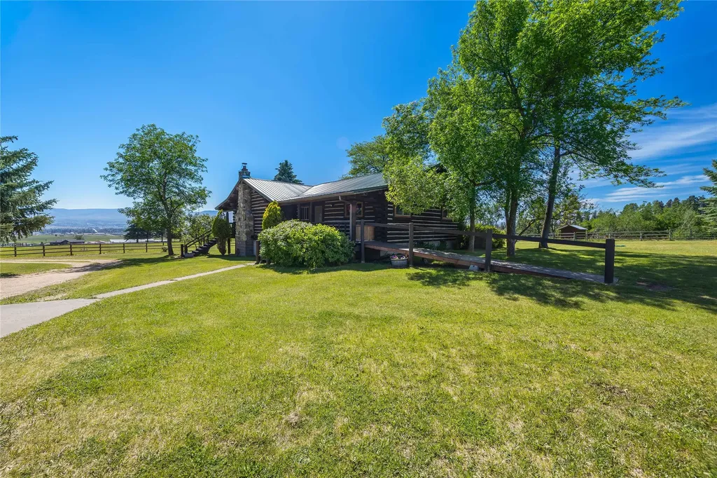 2811 Foxtrotter Trail Victor MT 59875
