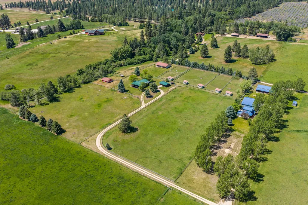2811 Foxtrotter Trail Victor MT 59875