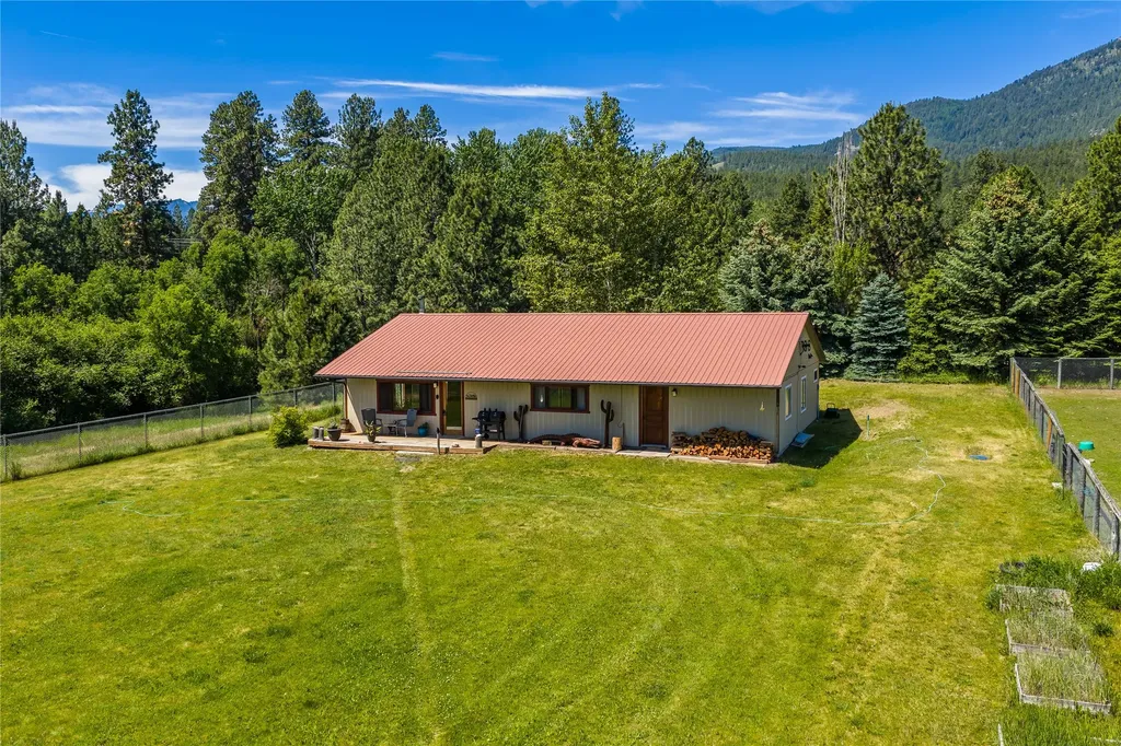 2811 Foxtrotter Trail Victor MT 59875
