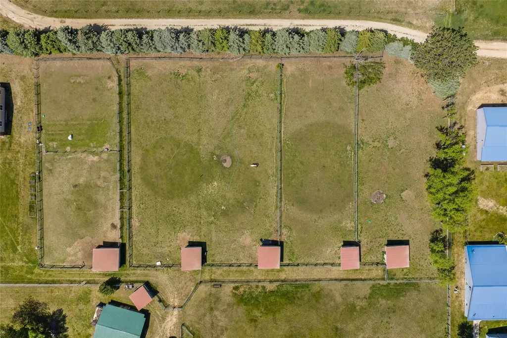 2811 Foxtrotter Trail Victor MT 59875