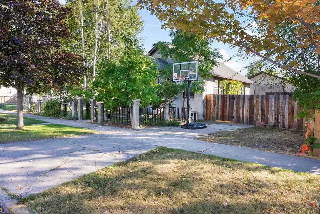 1945 S 11th Street W Missoula MT 59801
