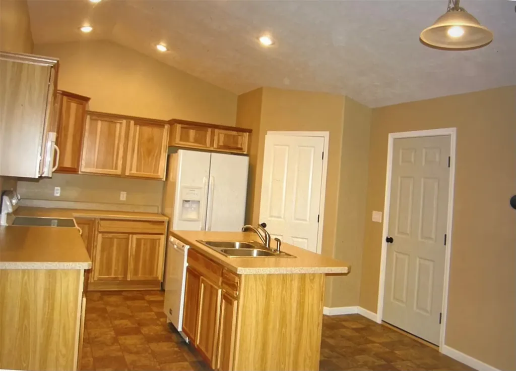 506 Central Avenue Power MT 59468