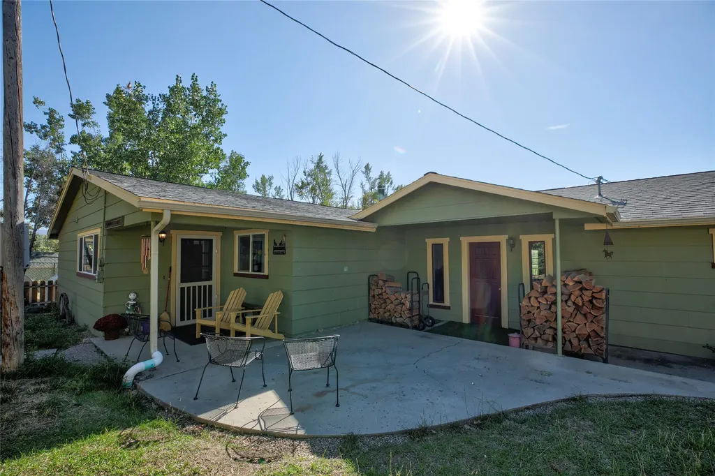 1003 N Burnt Fork Road Stevensville MT 59870