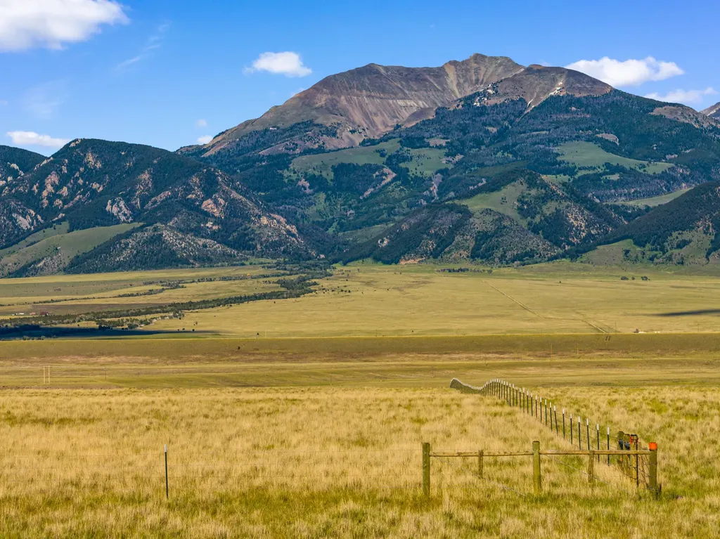 60 Acres Raghorn Court Ennis MT 59729