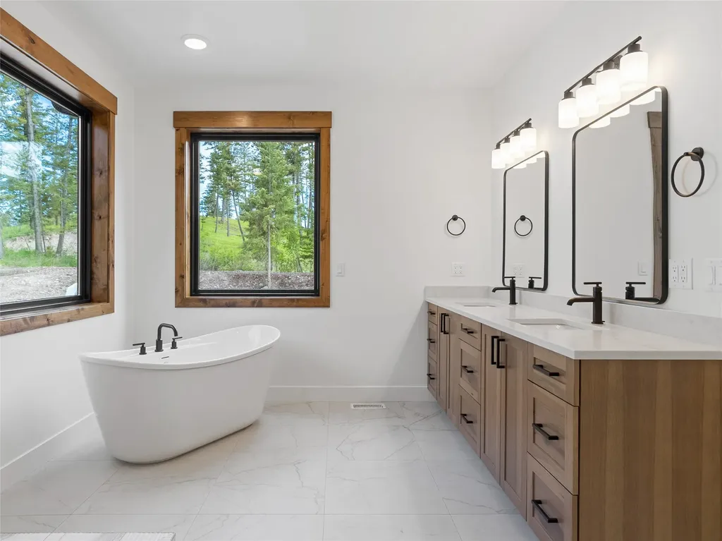 1358 Ponderosa Ridge Drive Bigfork MT 59911