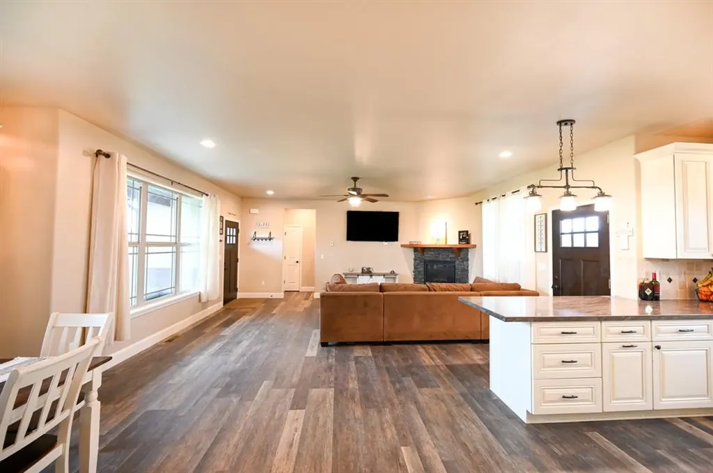 45 Wild Rye Place Three Forks MT 59752
