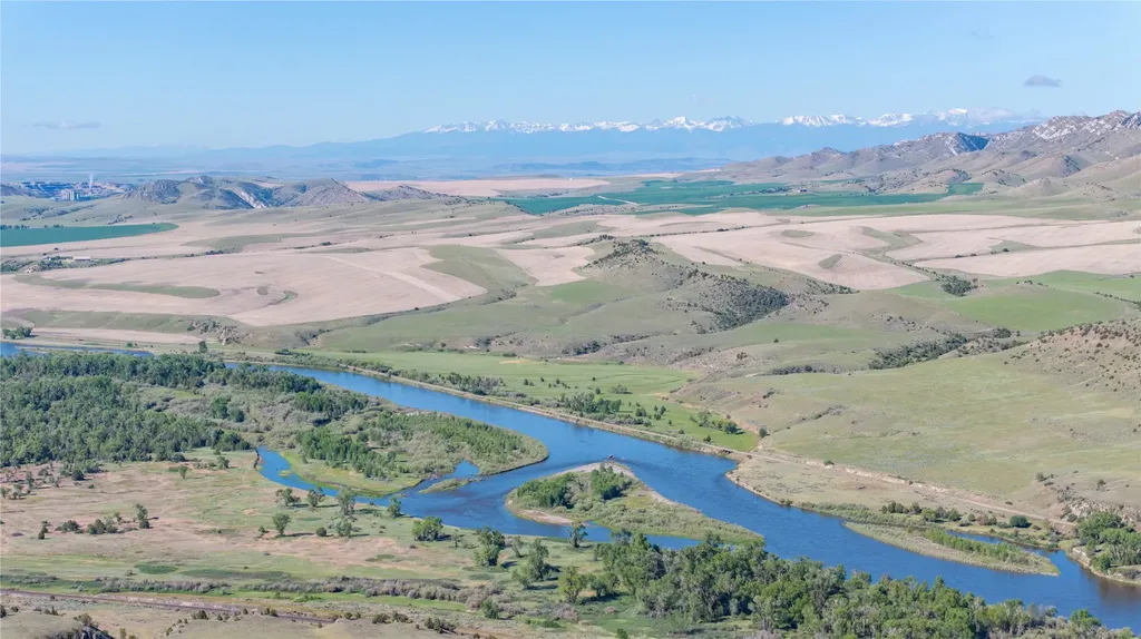 389 Missouri View Lane Three Forks MT 59752