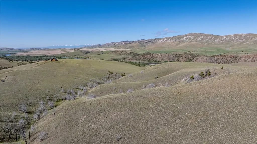 389 Missouri View Lane Three Forks MT 59752
