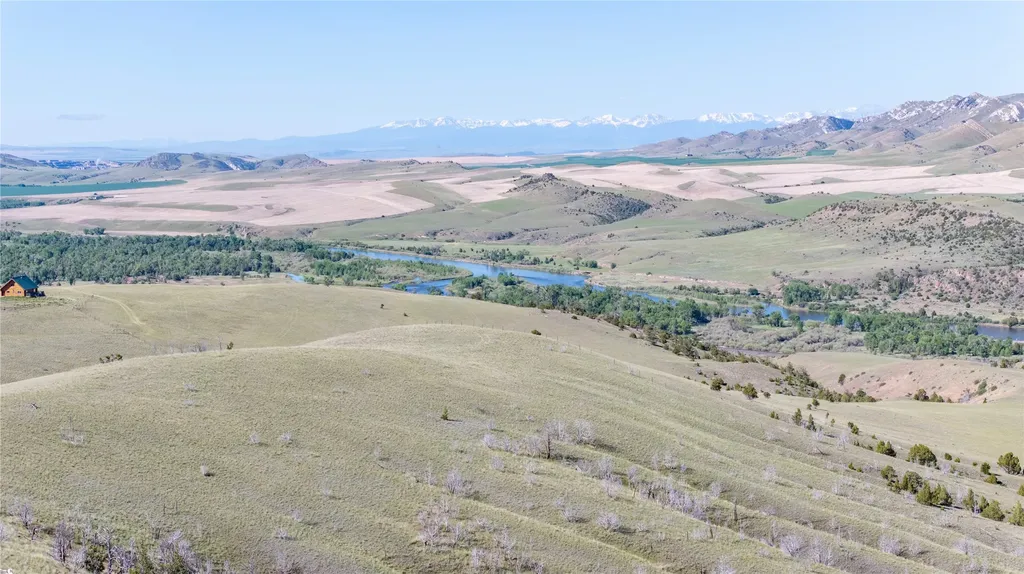 389 Missouri View Lane Three Forks MT 59752