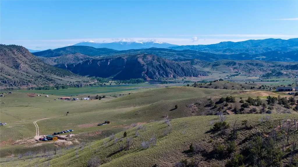 389 Missouri View Lane Three Forks MT 59752
