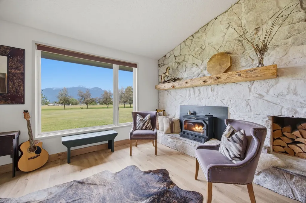 586 Cash Nichols Road Stevensville MT 59870
