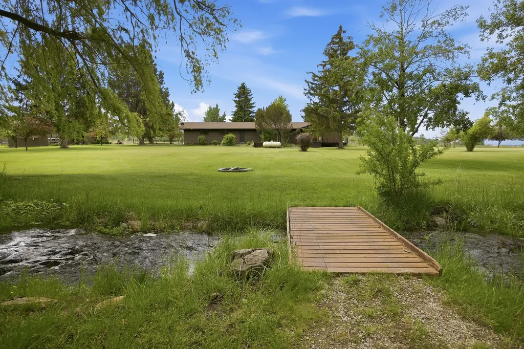 586 Cash Nichols Road Stevensville MT 59870