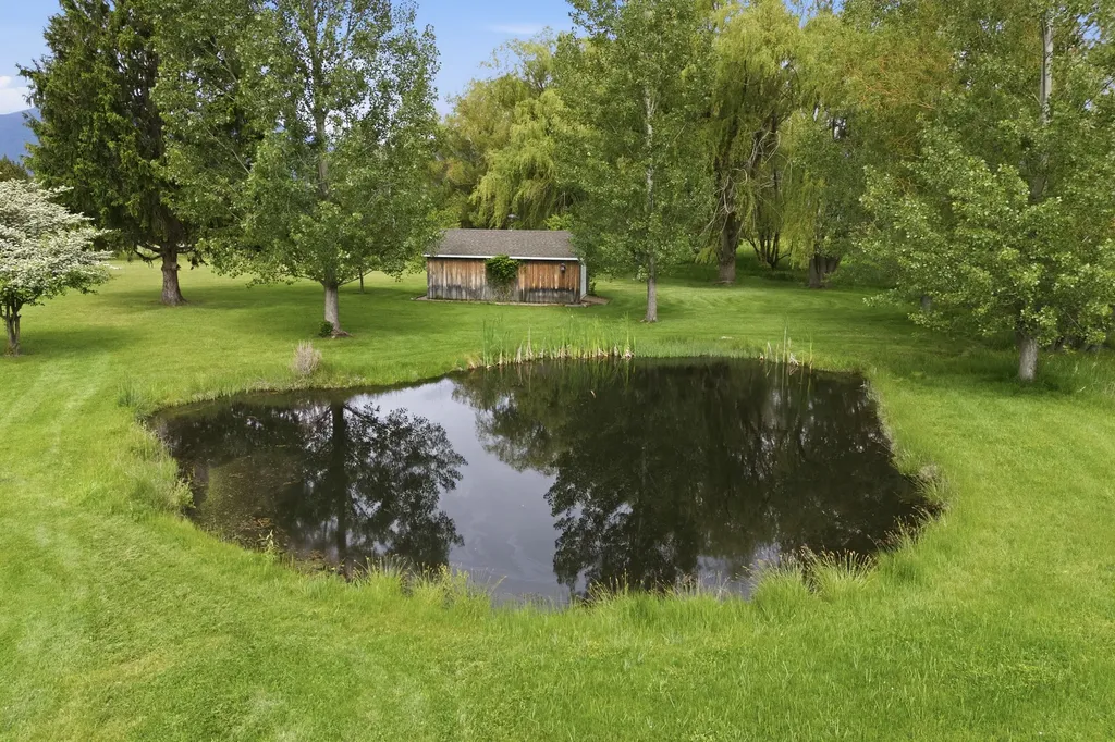 586 Cash Nichols Road Stevensville MT 59870