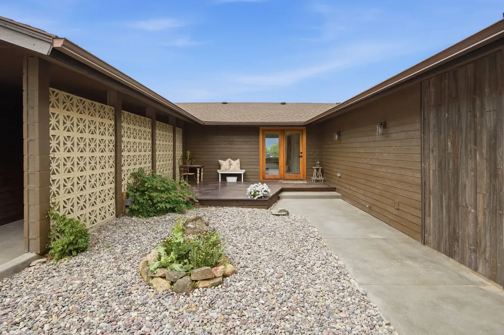 586 Cash Nichols Road Stevensville MT 59870
