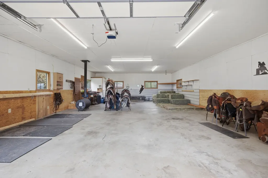 586 Cash Nichols Road Stevensville MT 59870