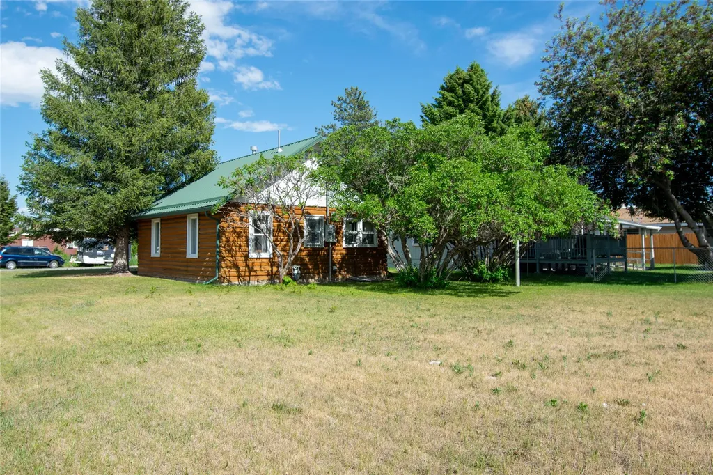 419 Spruce N Townsend MT 59644