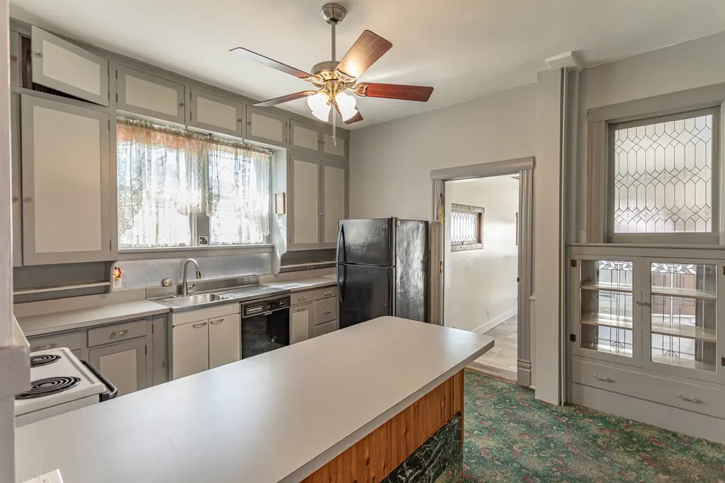 715 4th Avenue N Great Falls MT 59401