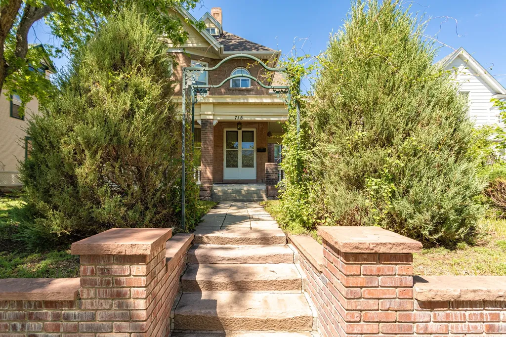 715 4th Avenue N Great Falls MT 59401