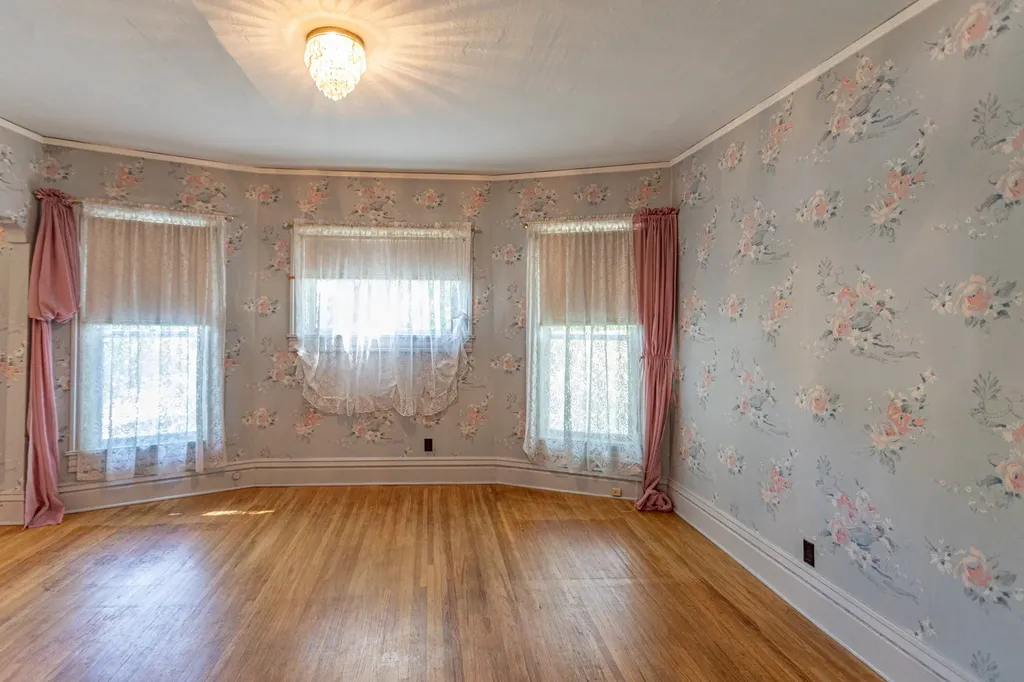715 4th Avenue N Great Falls MT 59401