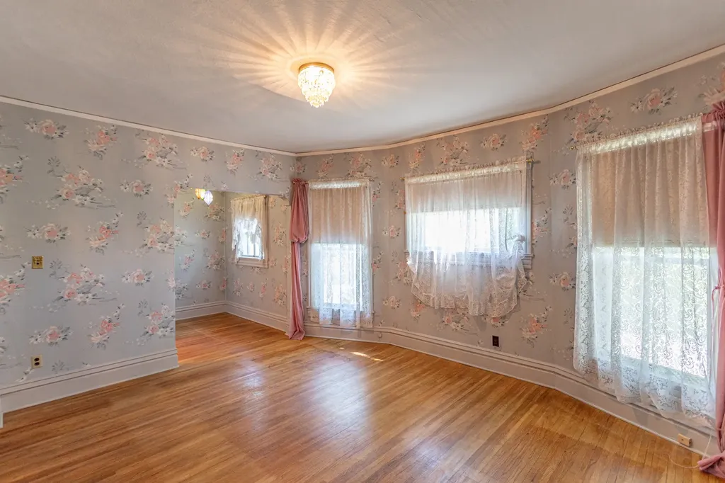 715 4th Avenue N Great Falls MT 59401
