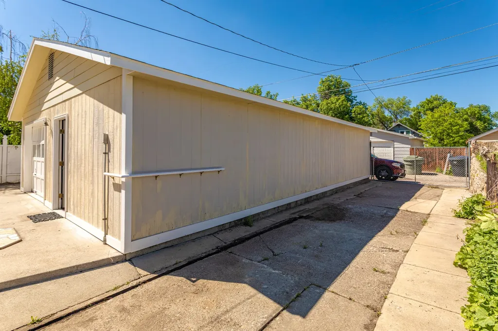 715 4th Avenue N Great Falls MT 59401