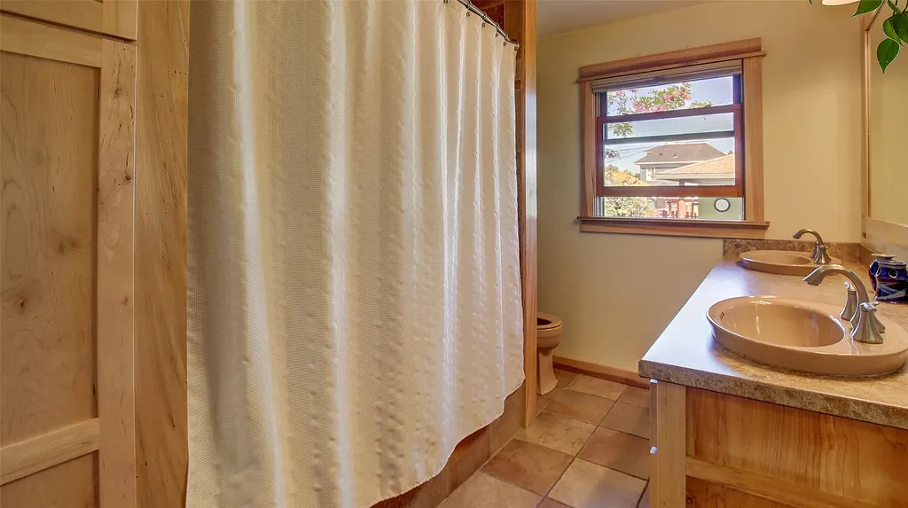 923 Longstaff Street Missoula MT 59801