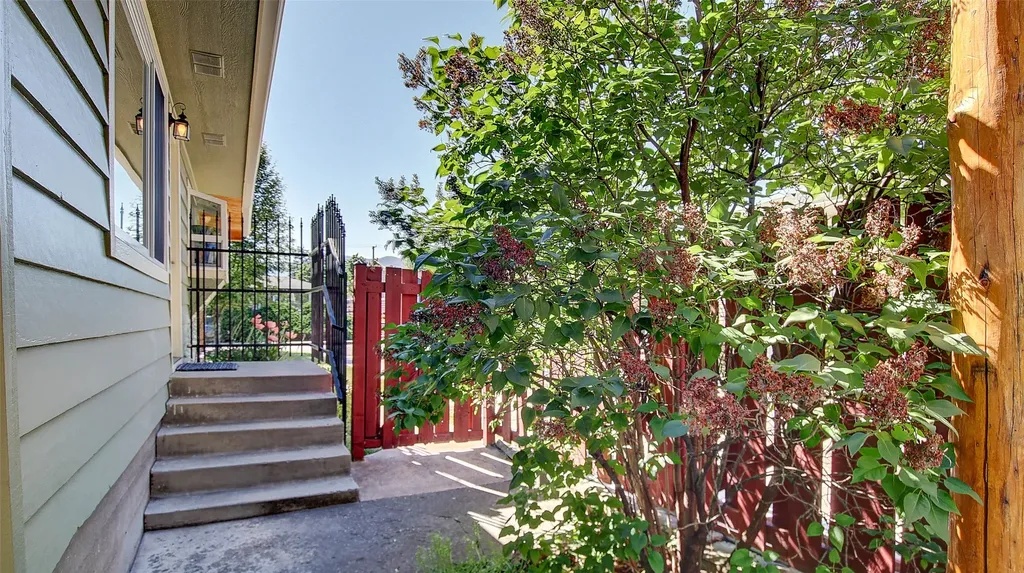 923 Longstaff Street Missoula MT 59801