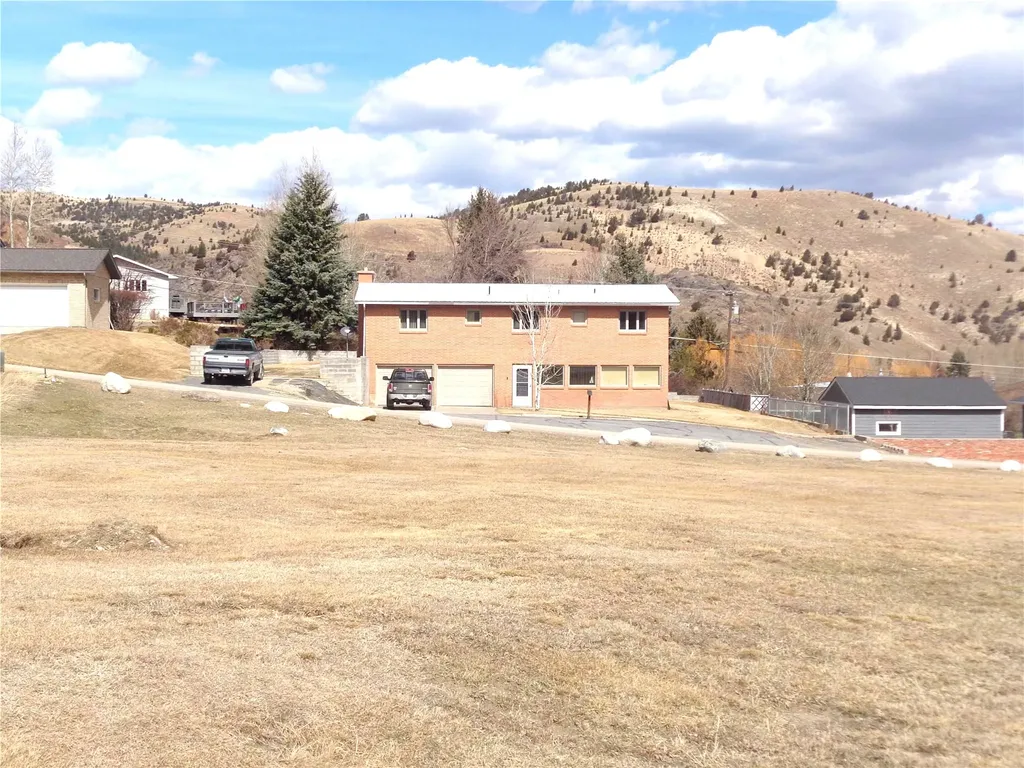 1406 W 5th Street Anaconda MT 59711
