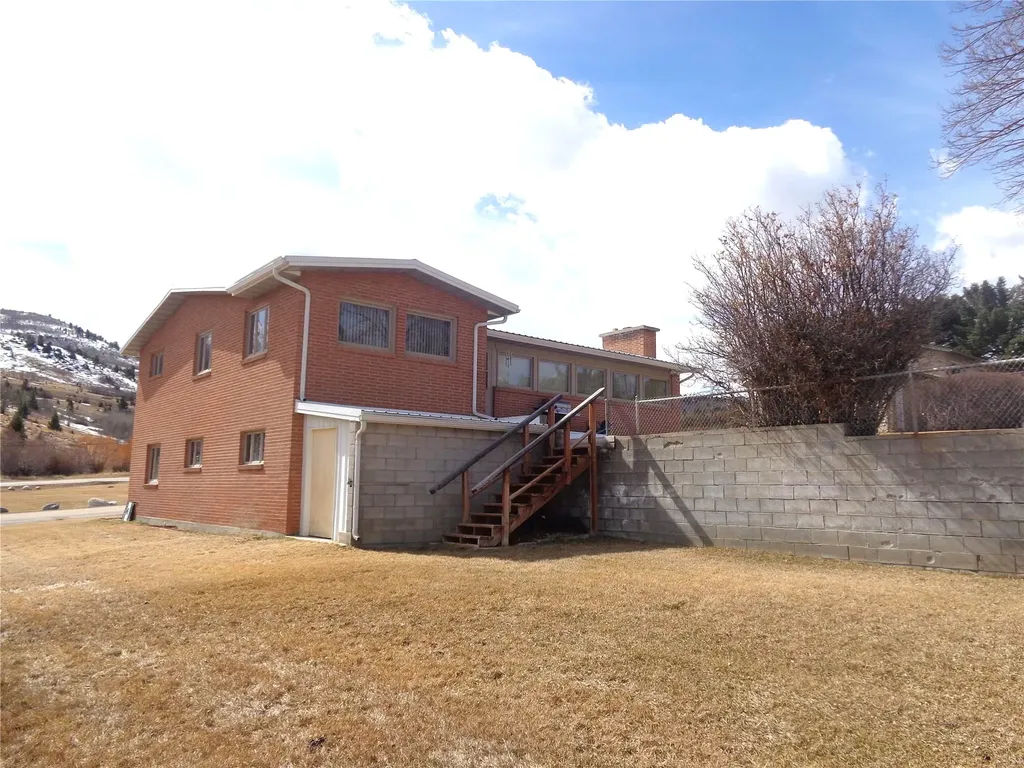 1406 W 5th Street Anaconda MT 59711