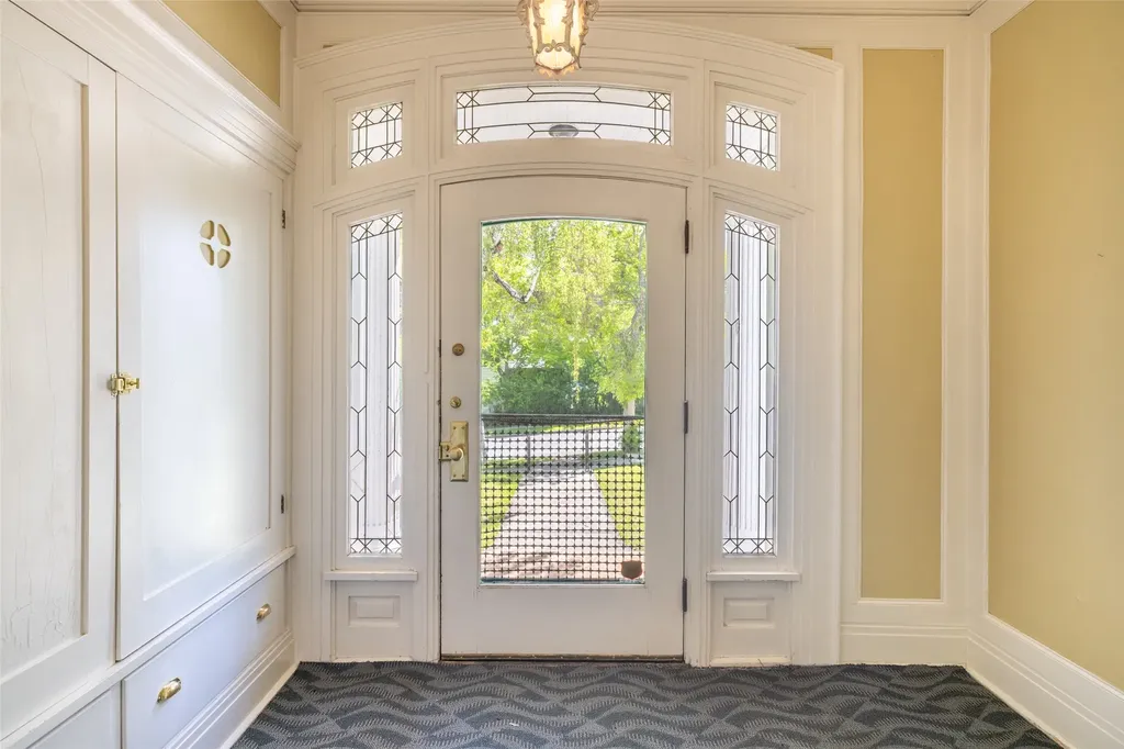 724 Monroe Avenue Helena MT 59601