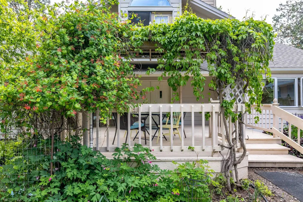 182 Crestview Drive Bigfork MT 59911